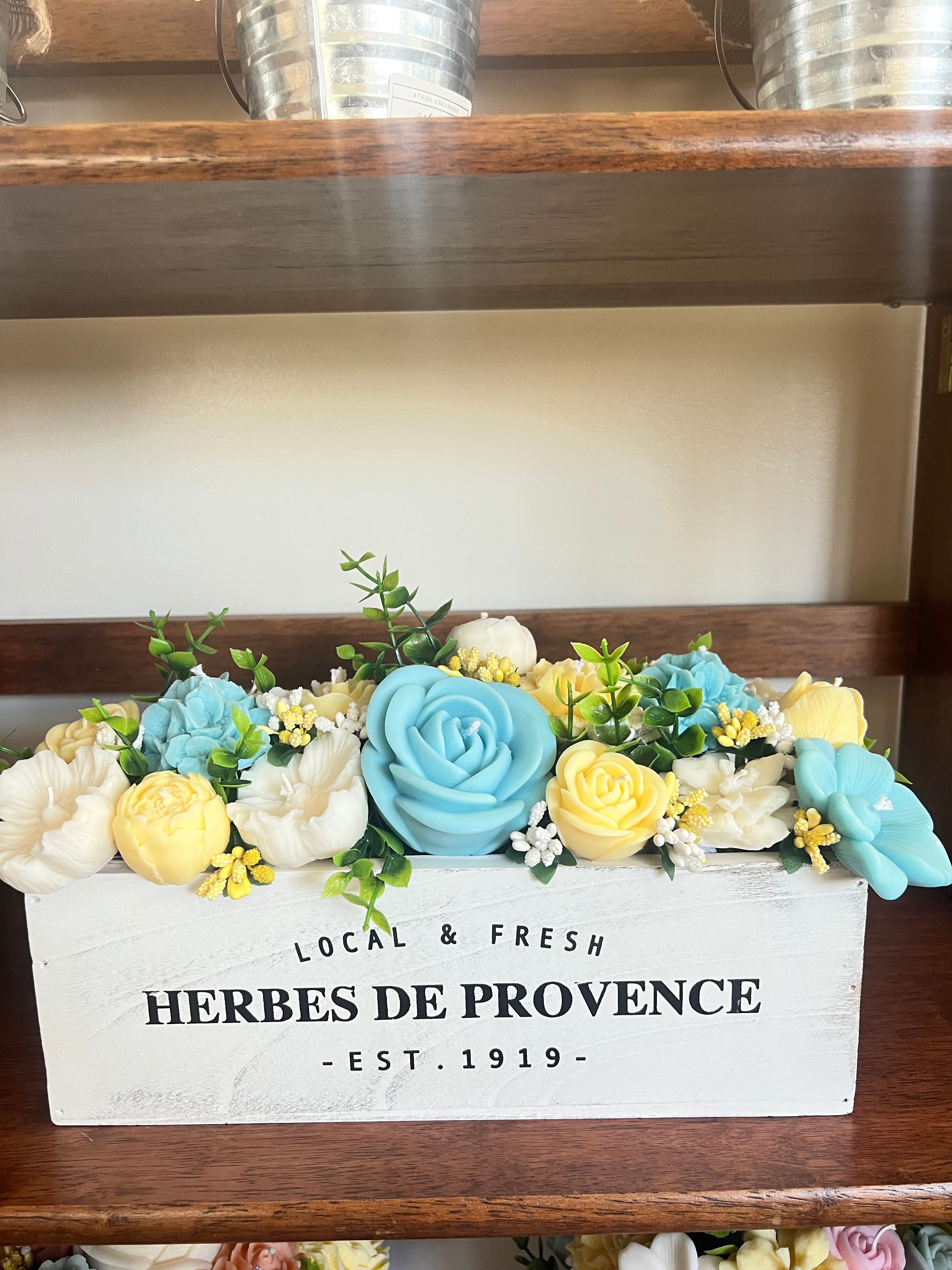 Floral tray bouquet