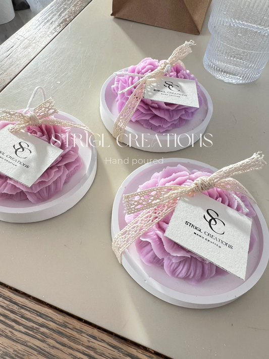 Peony with tray